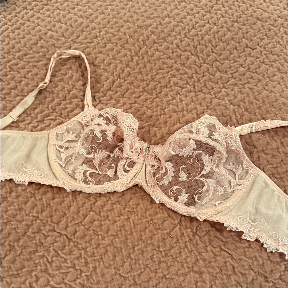 Lise Charmel bra
